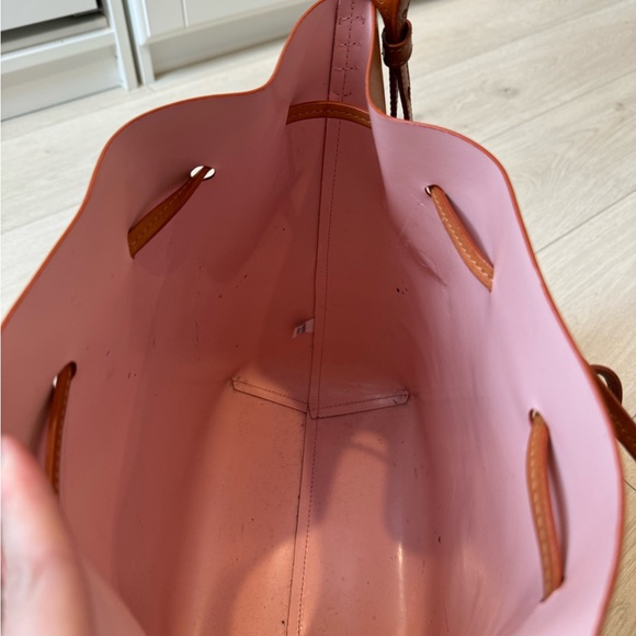 Mansur Gavriel Bucket Bag in color Camello/Rose - Picture 15 of 15